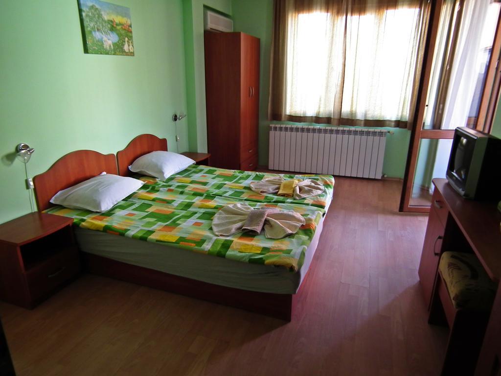 Guest House Olimpiya Sveti Vlas Exterior photo